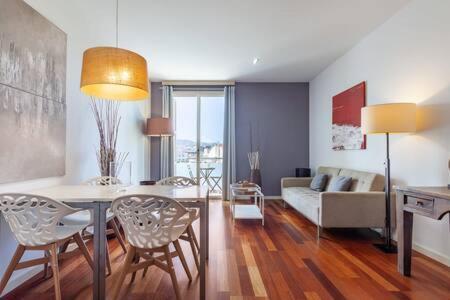 Apartament Wonderful 2-bd With Balcony Plaza Cataluna